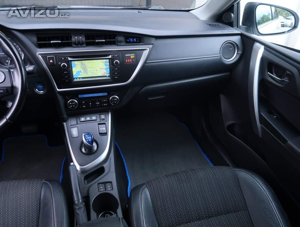 Foto inzerátu Toyota Auris Hybrid