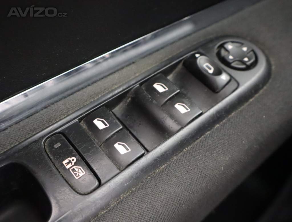 Foto inzerátu Peugeot 5008 2.0 HDI