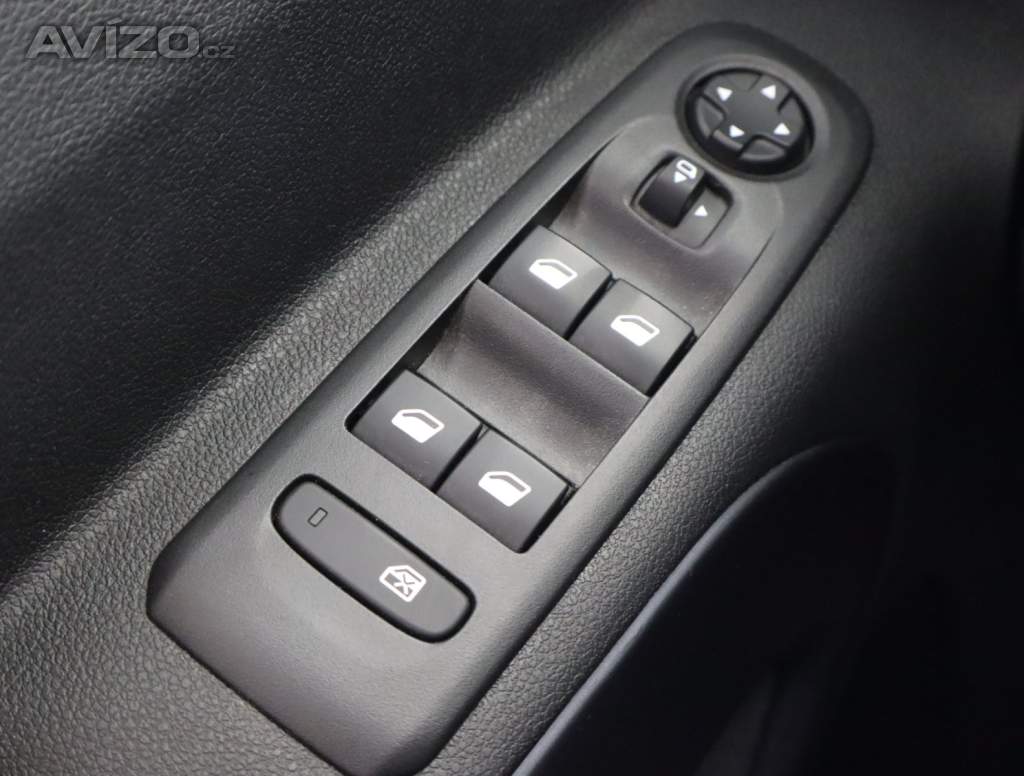 Foto inzerátu Peugeot Rifter 1.2 PureTech