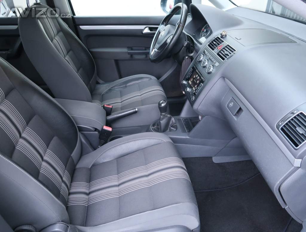 Foto inzerátu Volkswagen Touran 1.6 TDI