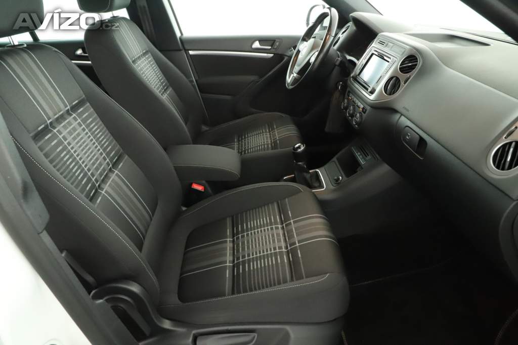 Foto inzerátu Volkswagen Tiguan 2.0 TDI