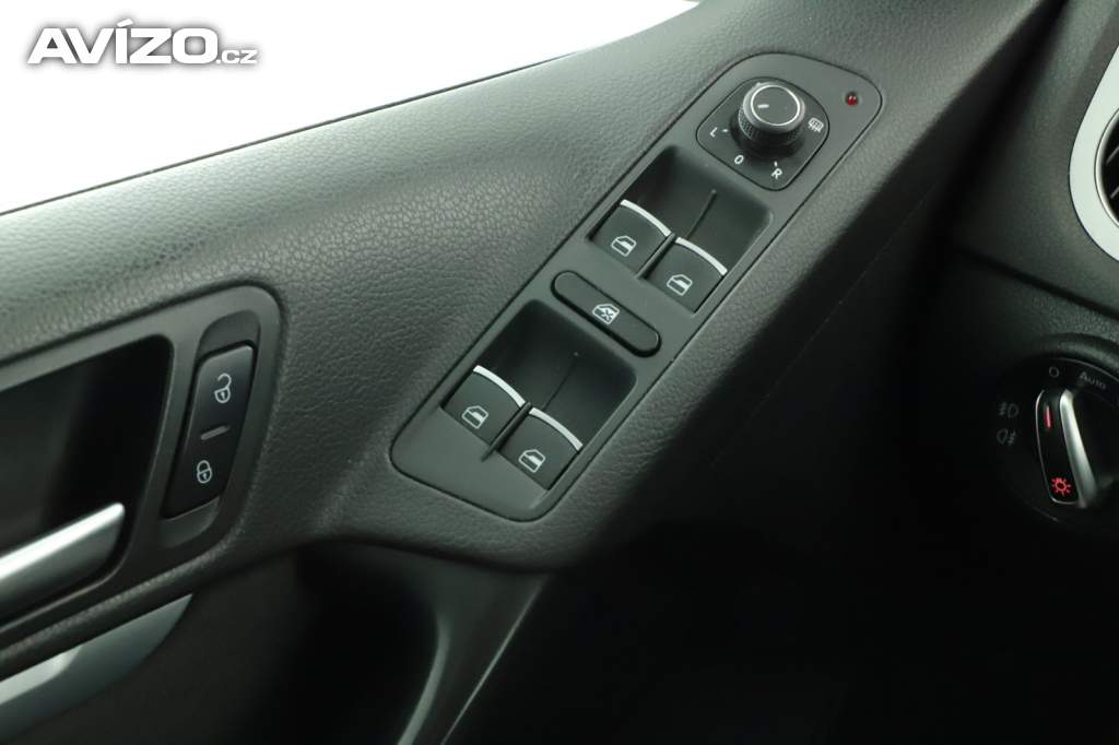 Foto inzerátu Volkswagen Tiguan 2.0 TDI