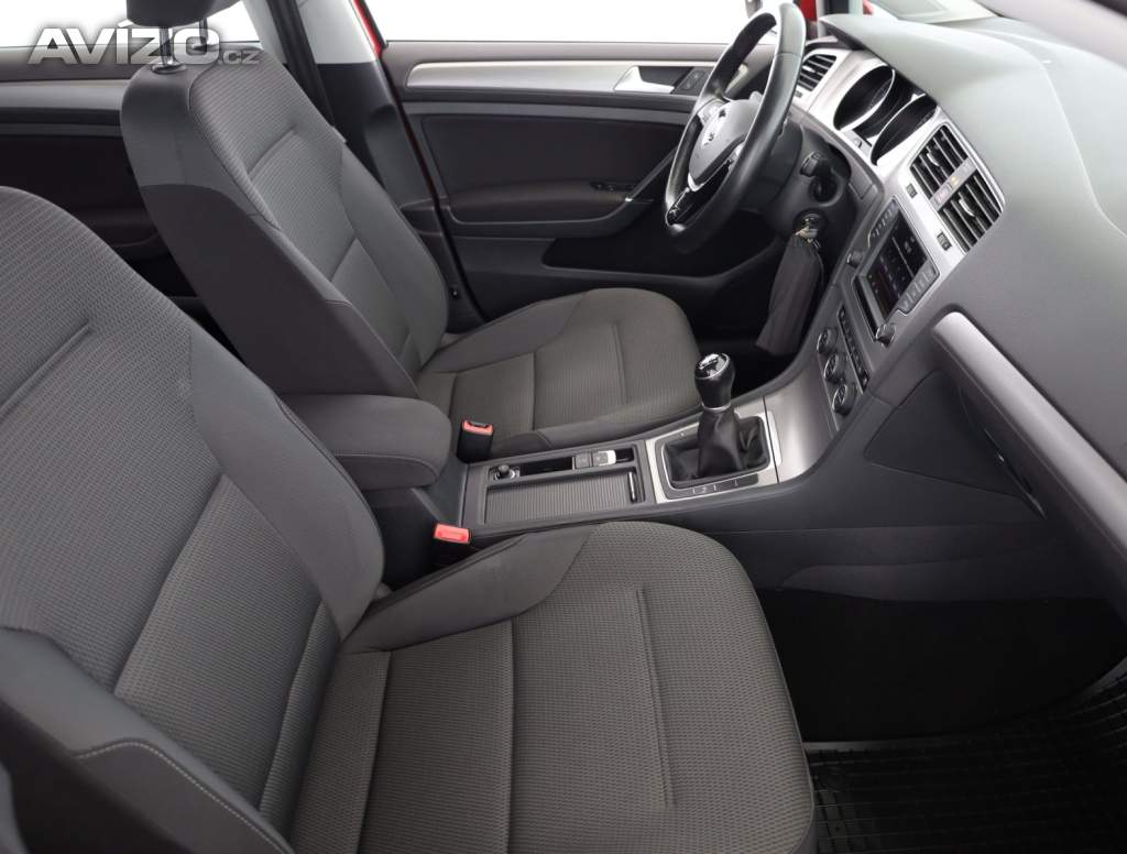 Foto inzerátu Volkswagen Golf 1.4 TSI