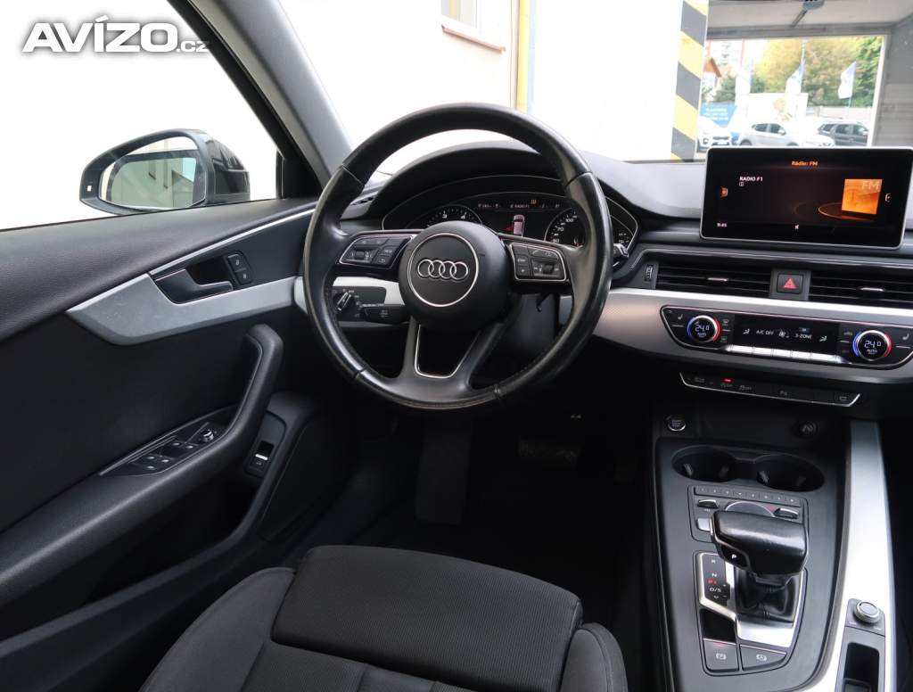 Foto inzerátu Audi A4 2.0 TDI