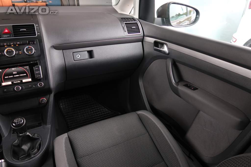 Foto inzerátu Volkswagen Touran 1.6 TDI