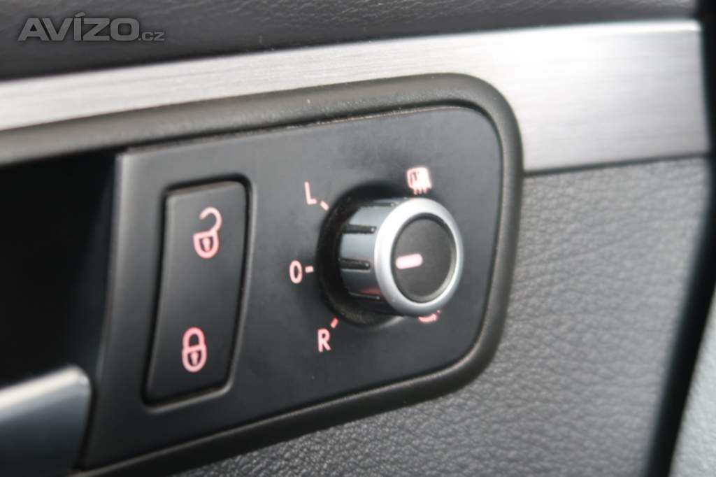 Foto inzerátu Volkswagen Touran 1.6 TDI