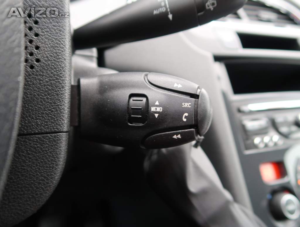 Foto inzerátu Peugeot 5008 1.6 BlueHDi