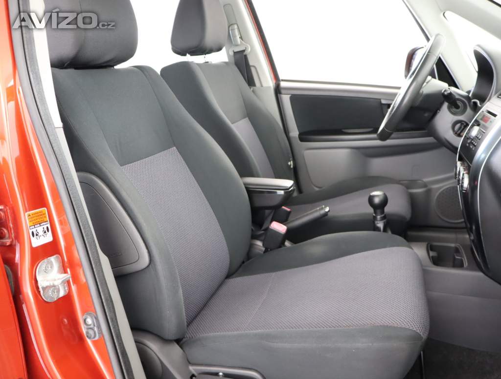 Foto inzerátu Suzuki SX4 1.6 VVT