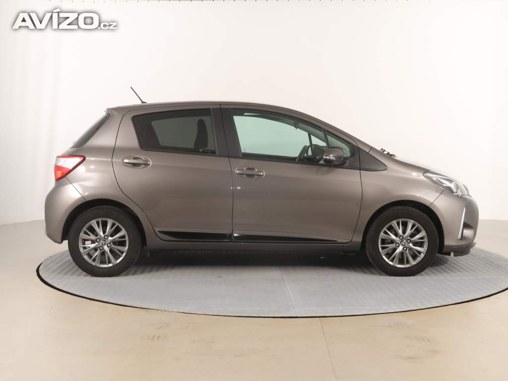 Foto inzerátu Toyota Yaris 1.5 Dual VVT-i