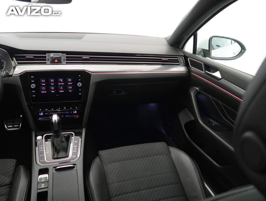 Foto inzerátu Volkswagen Passat 2.0 TDI