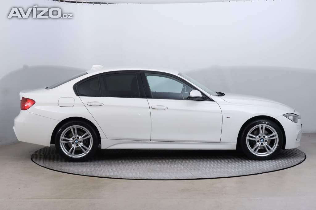 Foto inzerátu BMW Řada 3 320 d xDrive