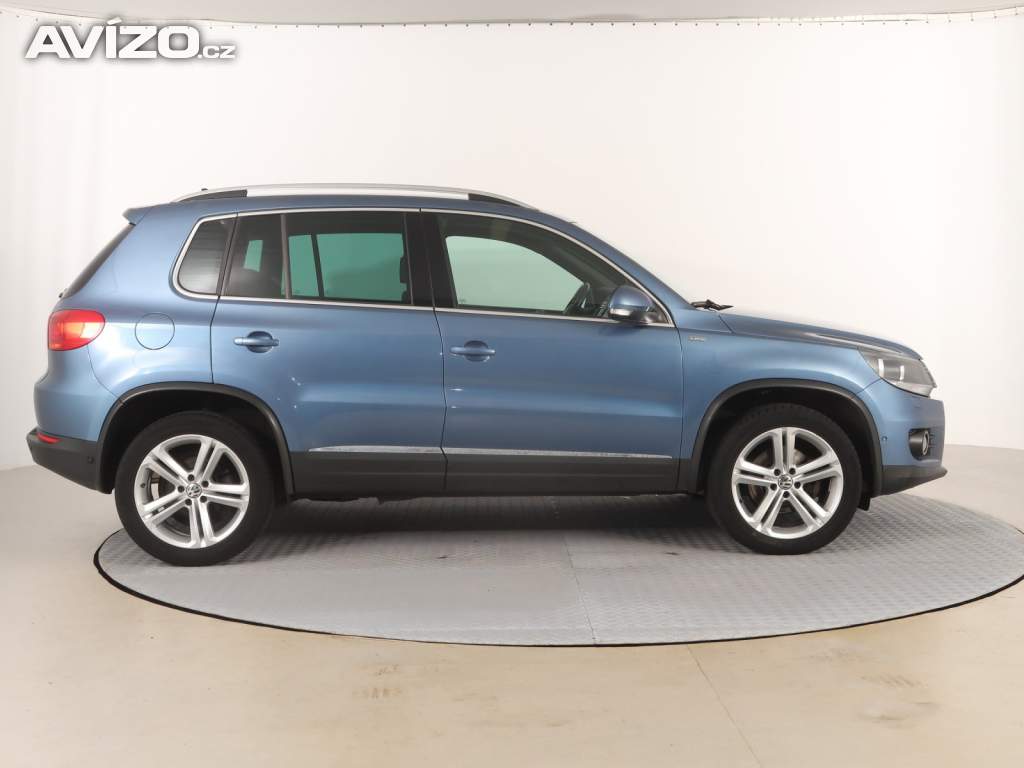 Foto inzerátu Volkswagen Tiguan 2.0 TDI