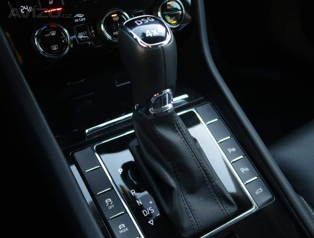 Foto inzerátu Škoda Superb 2.0 TDI