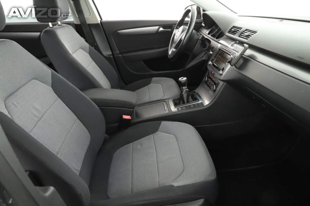 Foto inzerátu Volkswagen Passat 2.0 TDI