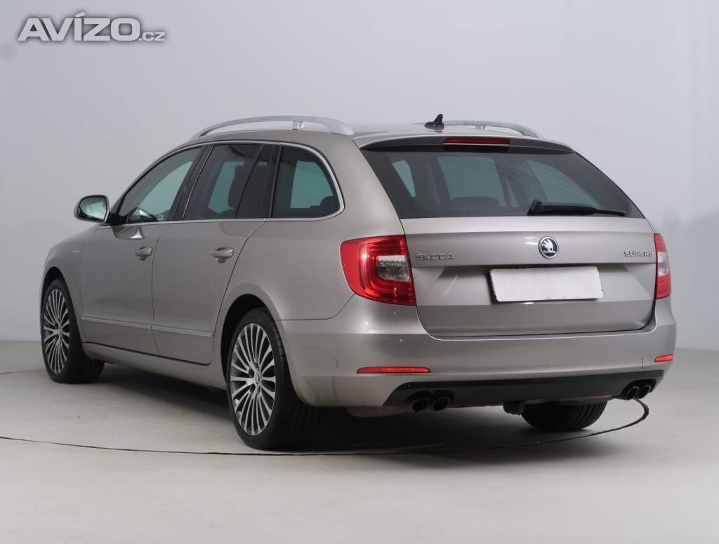Foto inzerátu Škoda Superb 2.0 TSI