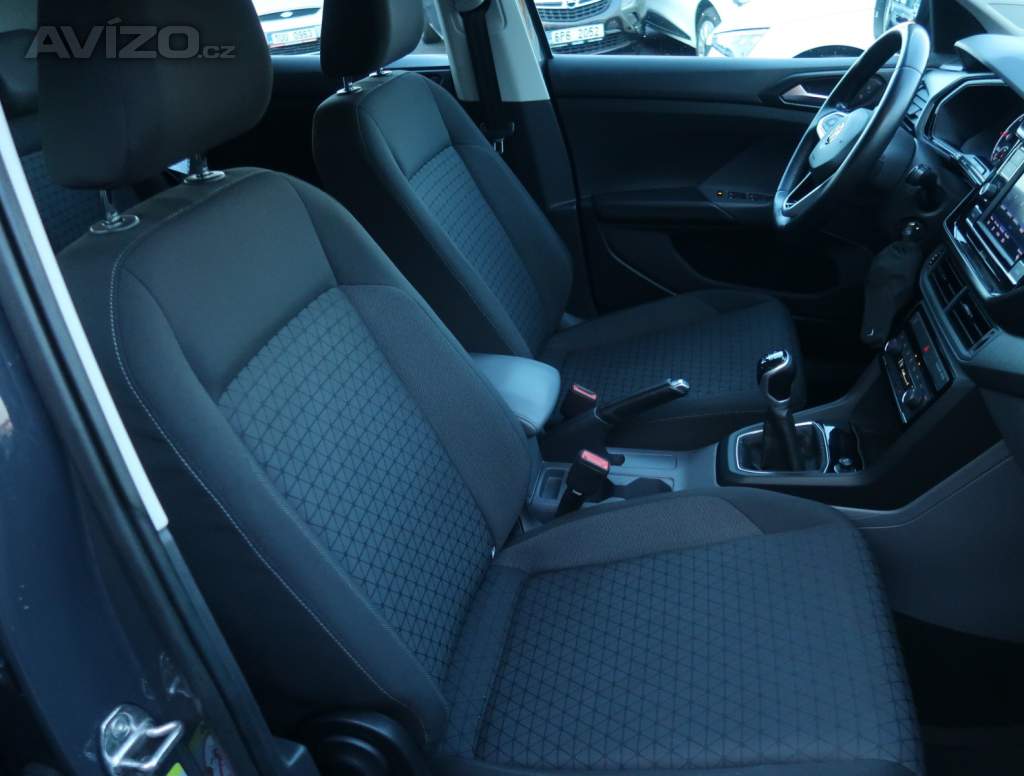 Foto inzerátu Volkswagen T-Cross 1.6 TDI