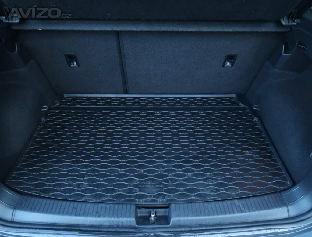 Foto inzerátu Volkswagen T-Cross 1.6 TDI