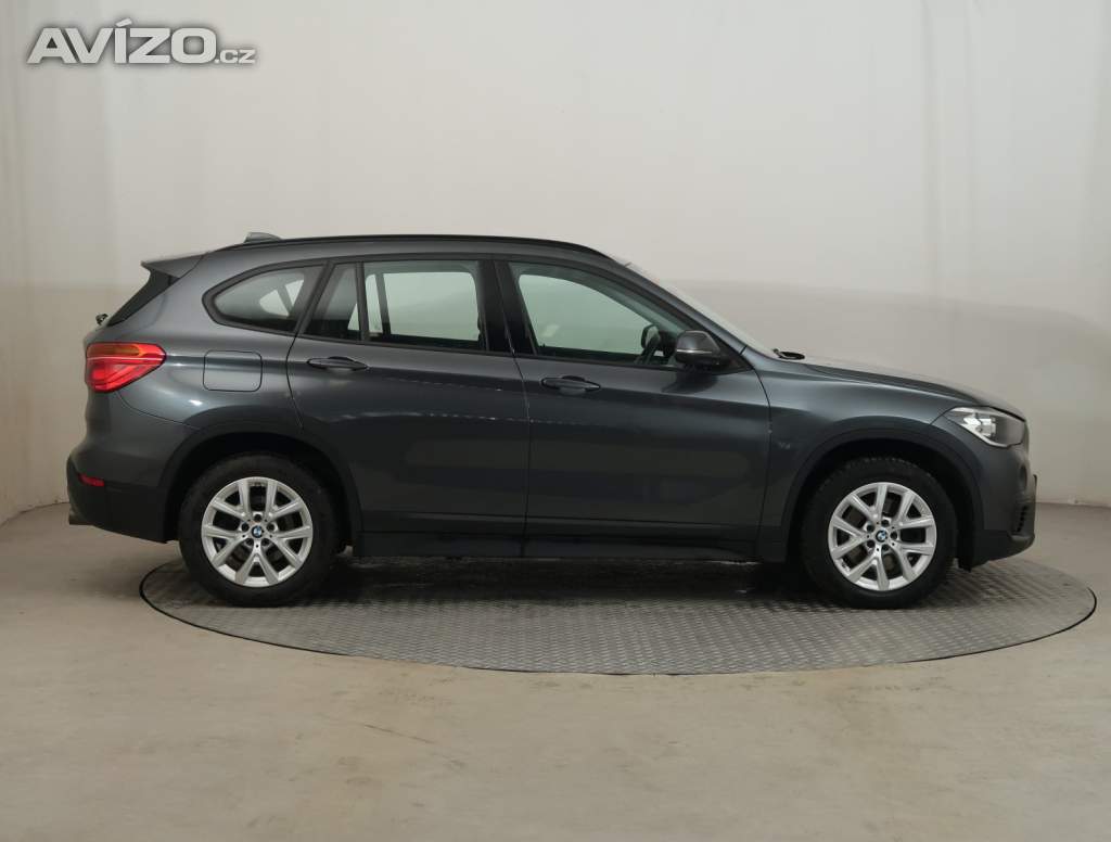 Foto inzerátu BMW X1 xDrive18d
