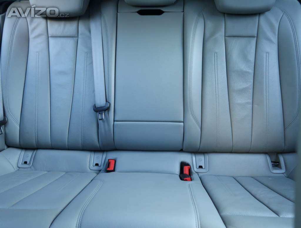 Foto inzerátu Audi A4 2.0 TDI