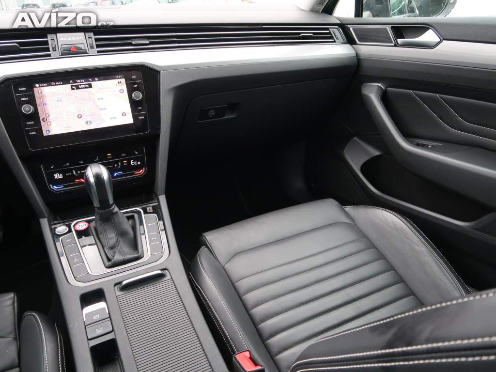 Foto inzerátu Volkswagen Passat 1.4 GTE