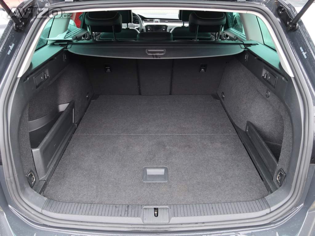 Foto inzerátu Volkswagen Passat 1.4 GTE