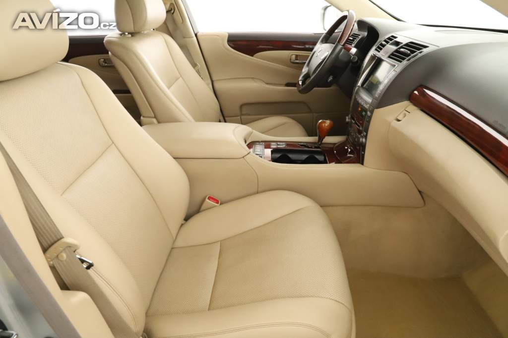 Foto inzerátu Lexus LS 600h