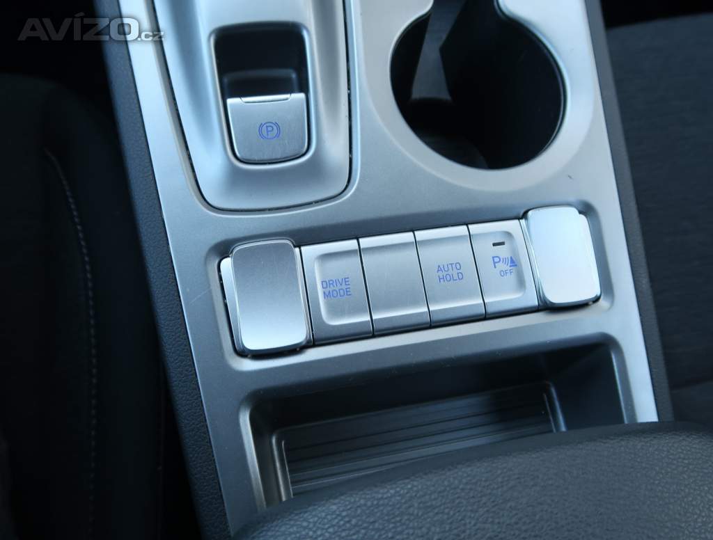 Foto inzerátu Hyundai Kona Electric 64 kWh