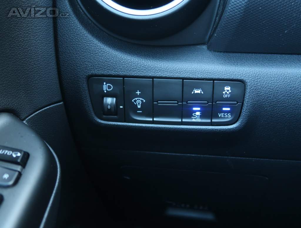 Foto inzerátu Hyundai Kona Electric 64 kWh