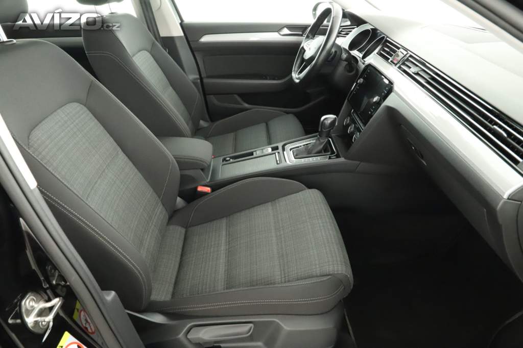 Foto inzerátu Volkswagen Passat 2.0 TDI