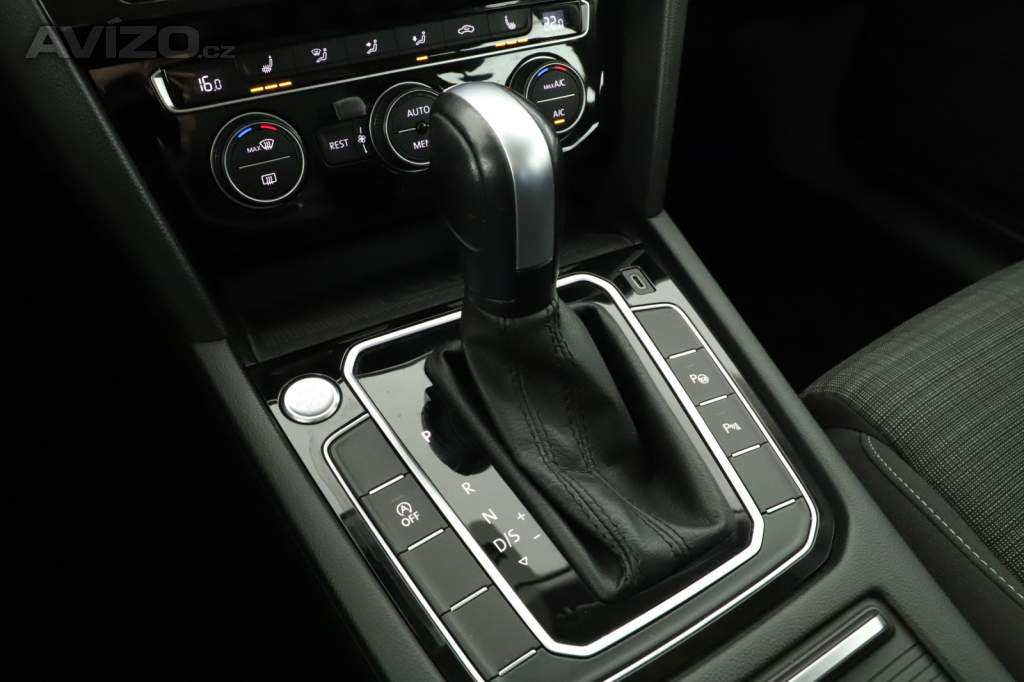 Foto inzerátu Volkswagen Passat 2.0 TDI