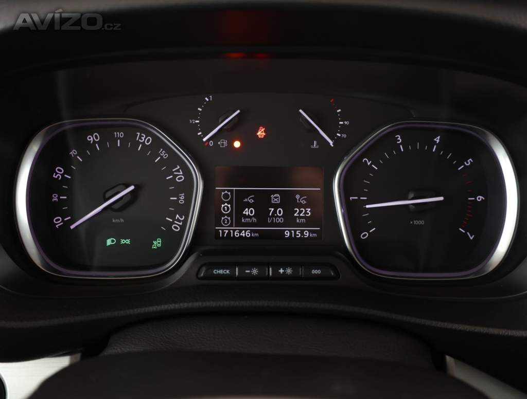 Foto inzerátu Peugeot Traveller 2.0 BlueHDi