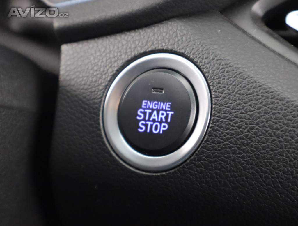 Foto inzerátu Hyundai i30 Fastback 1.5 T-GDI MHEV