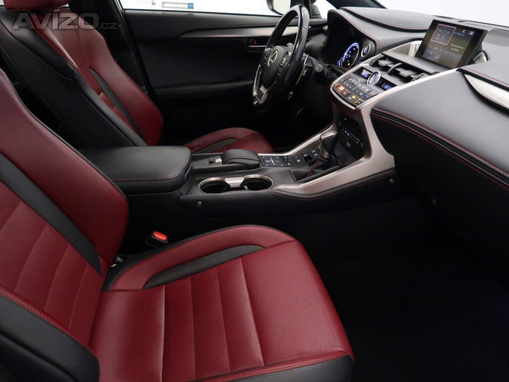 Foto inzerátu Lexus NX 300h