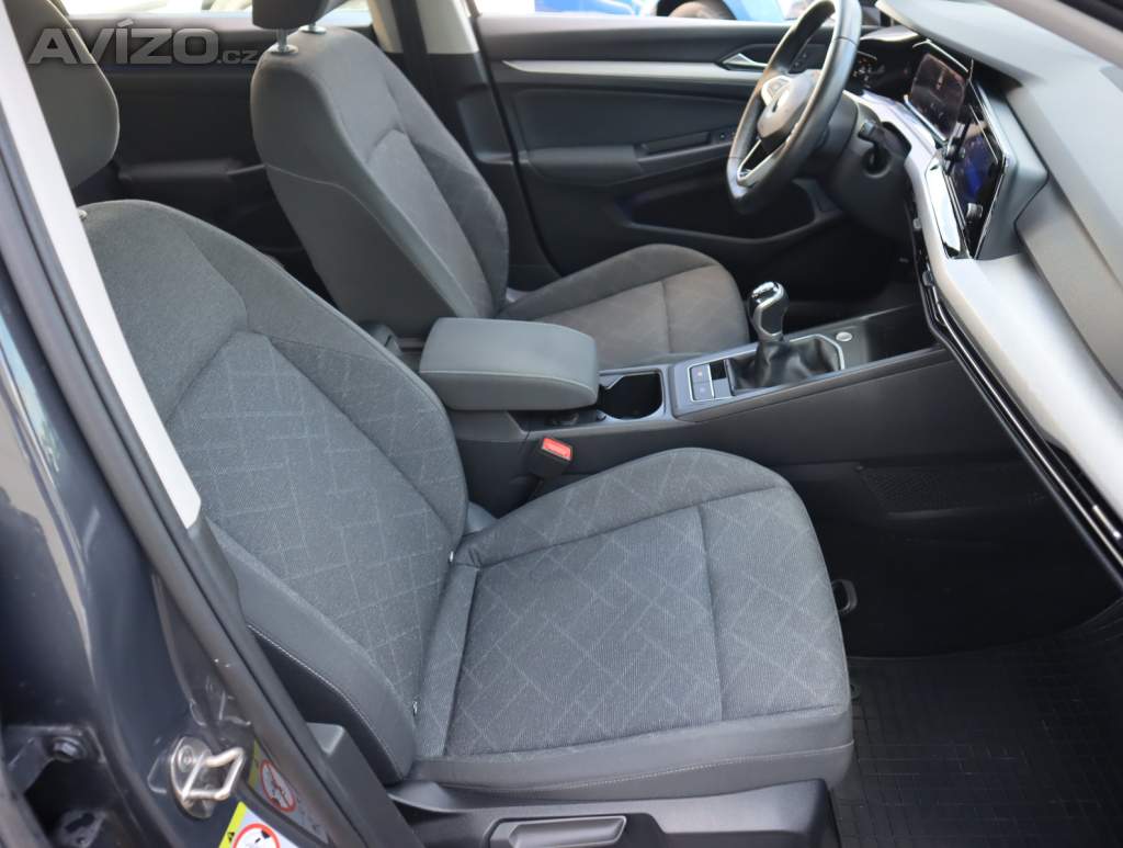 Foto inzerátu Volkswagen Golf 1.5 TSI