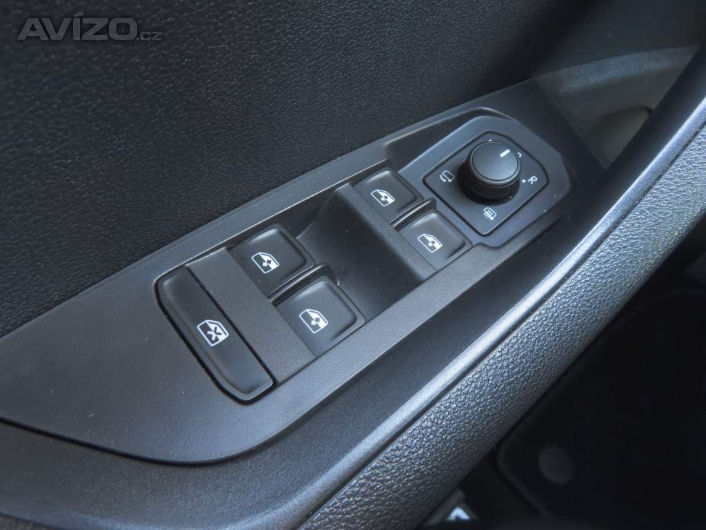 Foto inzerátu Škoda Karoq 1.0 TSI