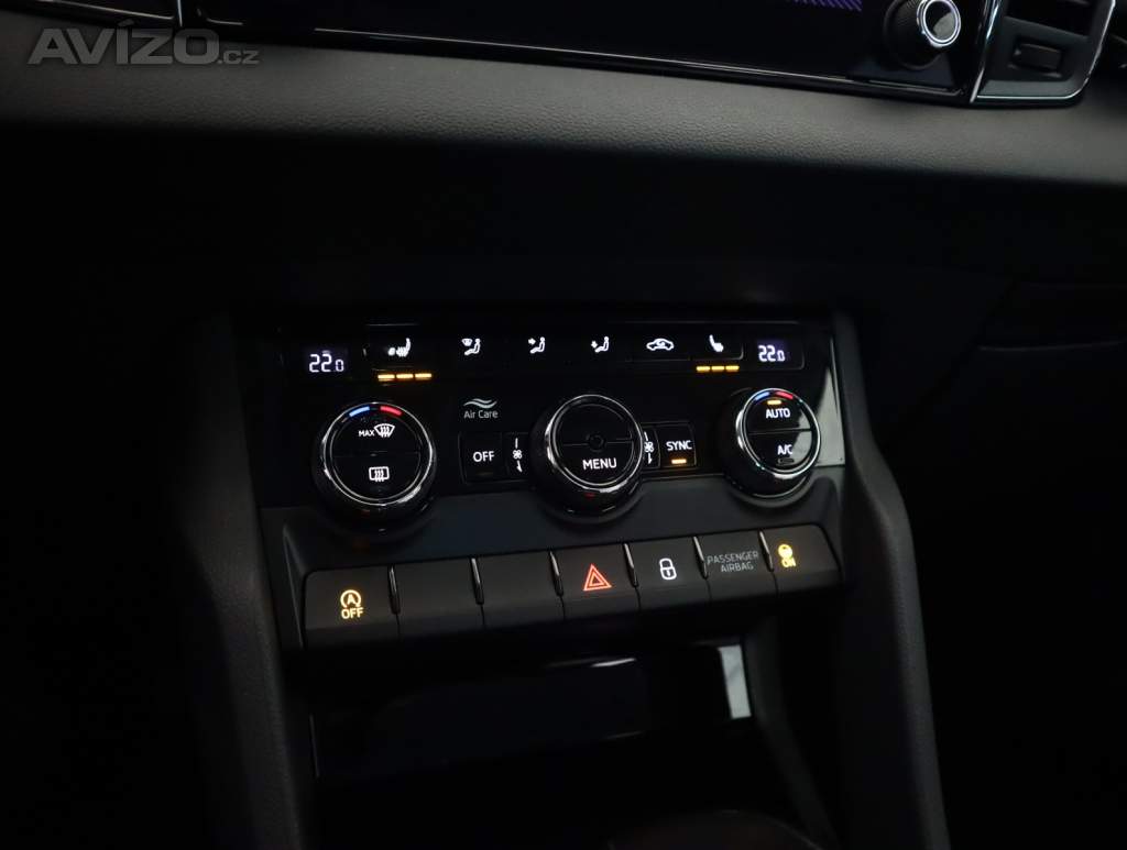 Foto inzerátu Škoda Karoq 1.5 TSI