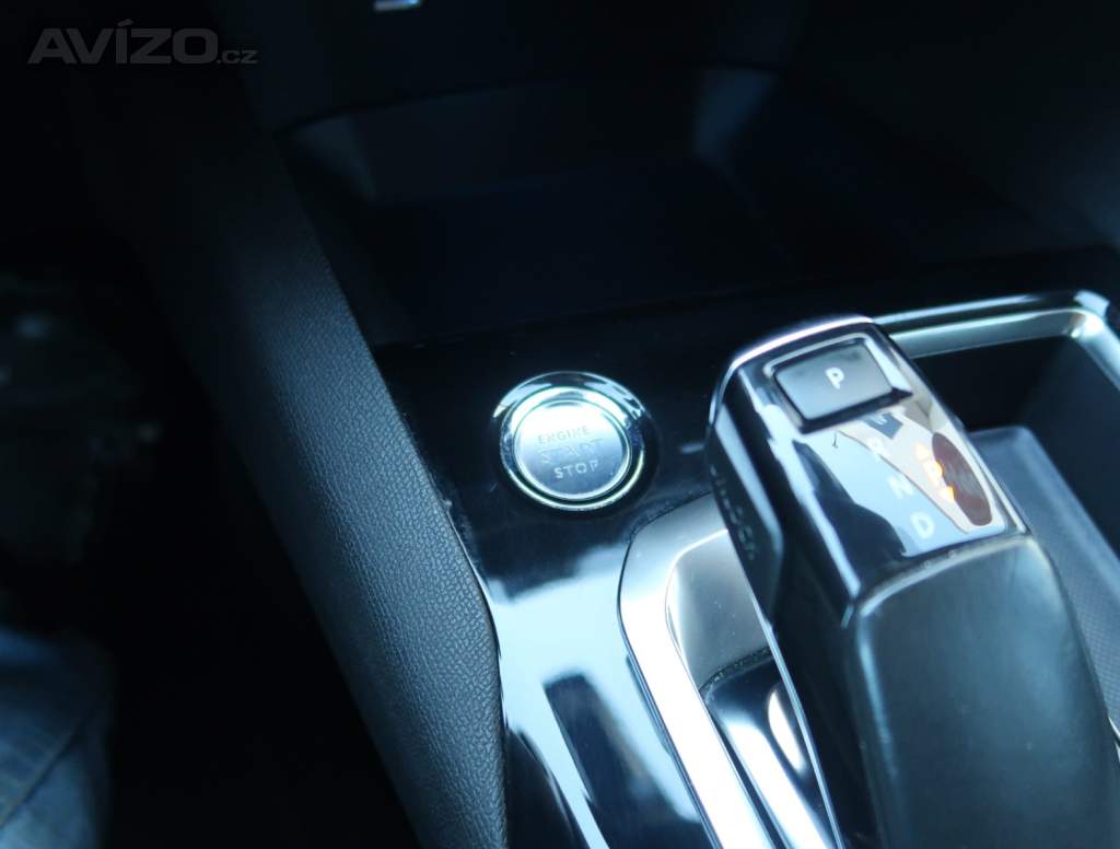 Foto inzerátu Peugeot 5008 1.5 BlueHDi