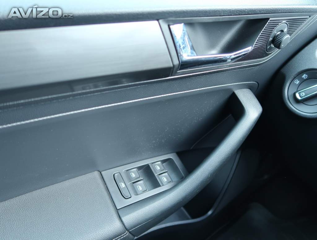 Foto inzerátu Škoda Rapid 1.0 TSI