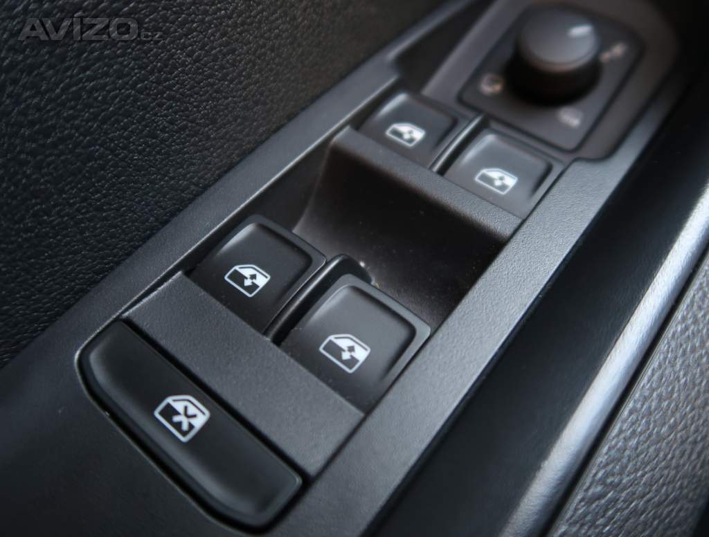 Foto inzerátu Škoda Karoq 1.0 TSI