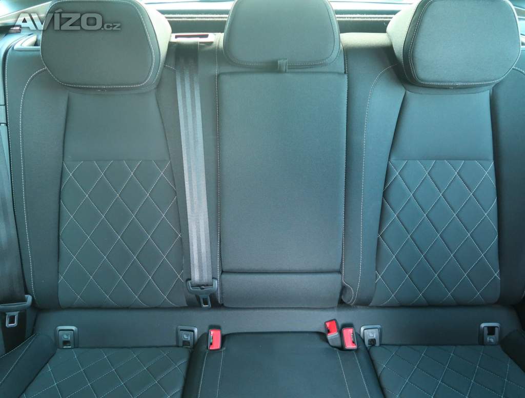 Foto inzerátu Škoda Karoq 1.5 TSI