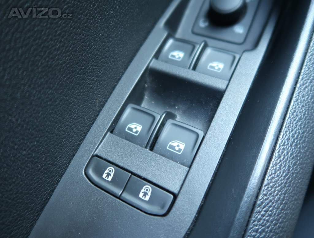 Foto inzerátu Škoda Karoq 1.5 TSI