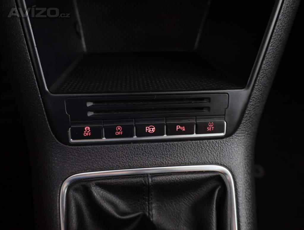 Foto inzerátu Volkswagen Tiguan 2.0 TDI