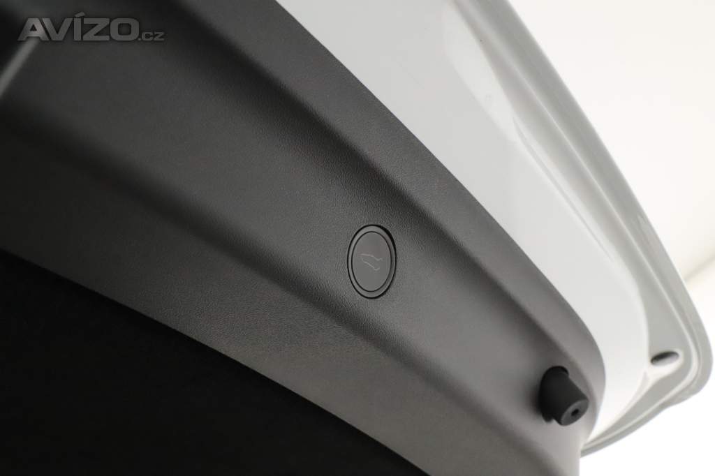 Foto inzerátu Tesla Model Y Long Range AWD 79kWh