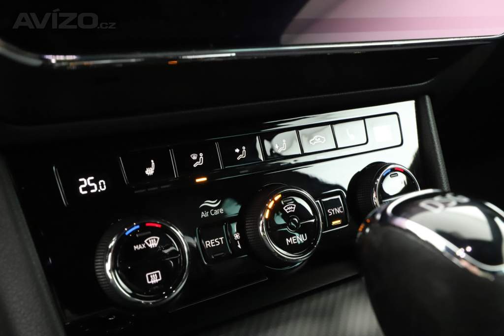 Foto inzerátu Škoda Superb 2.0 TDI