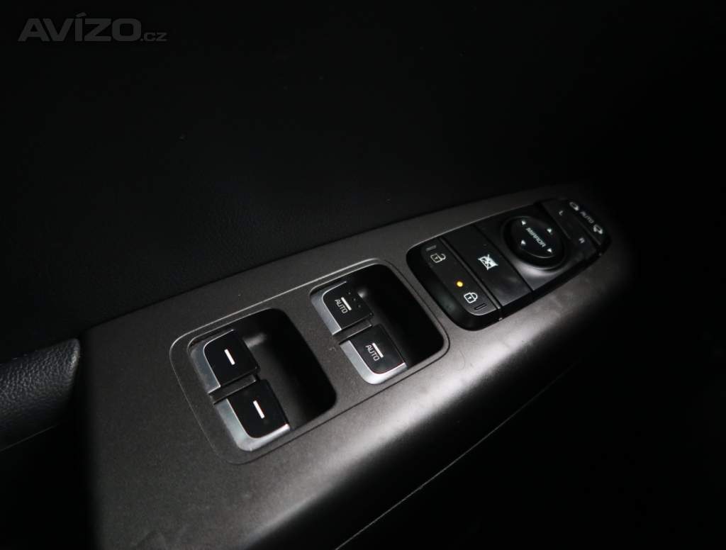 Foto inzerátu Kia Sportage 1.6 GDI