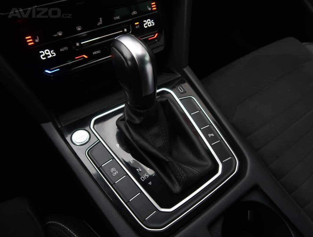 Foto inzerátu Volkswagen Passat 2.0 TDI