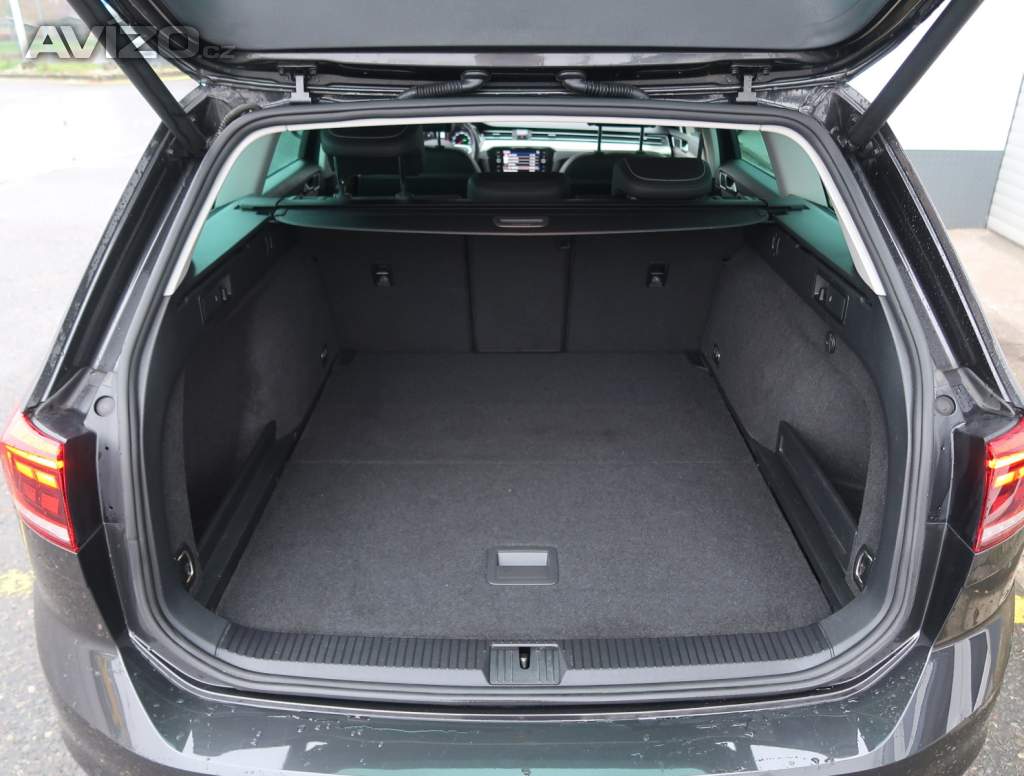 Foto inzerátu Volkswagen Passat 2.0 TDI