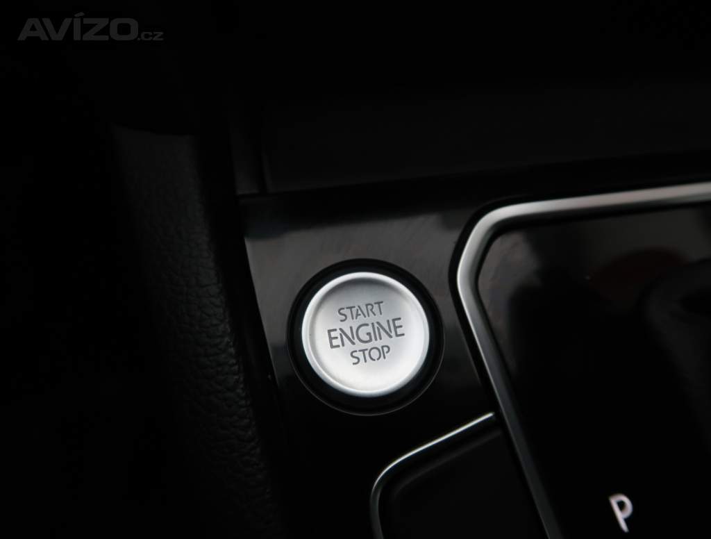 Foto inzerátu Volkswagen Passat 2.0 TDI