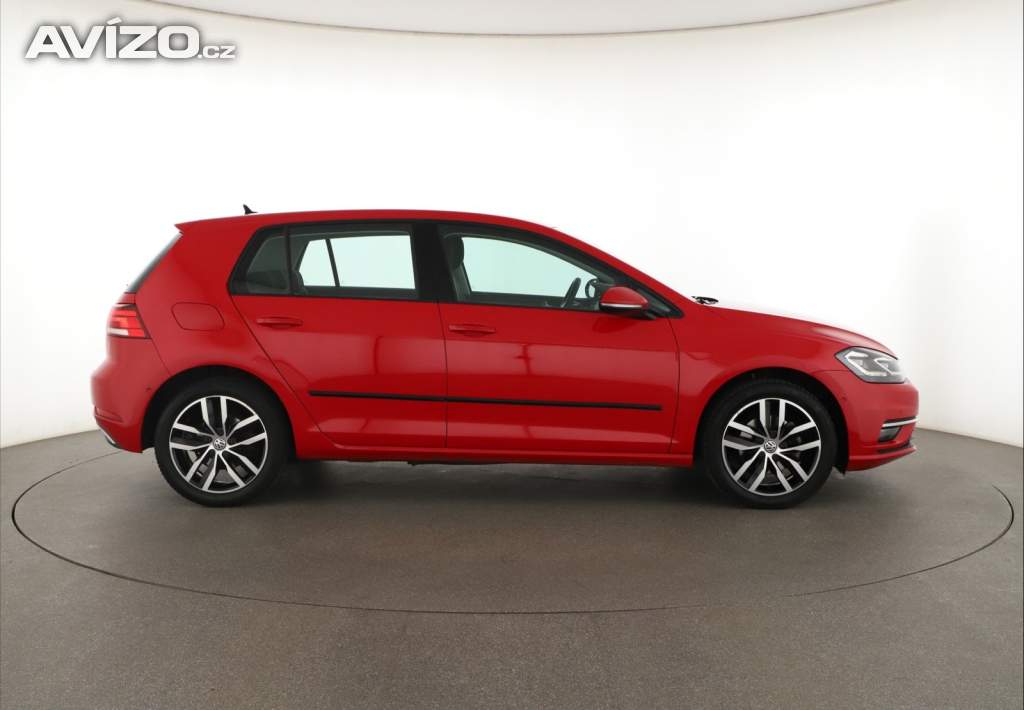 Foto inzerátu Volkswagen Golf 1.4 TSI