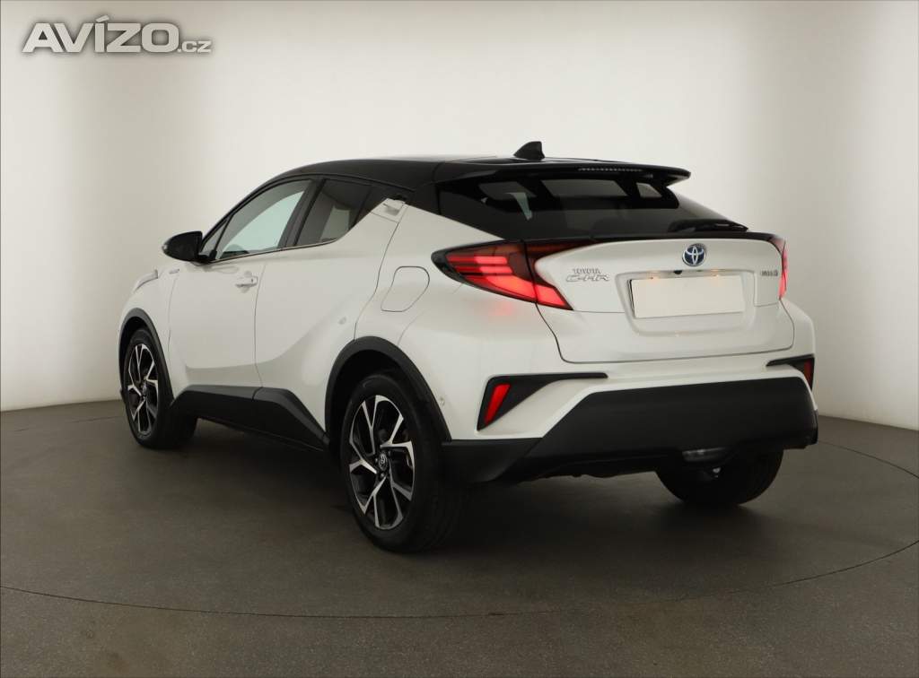 Foto inzerátu Toyota C-HR 1.8 Hybrid